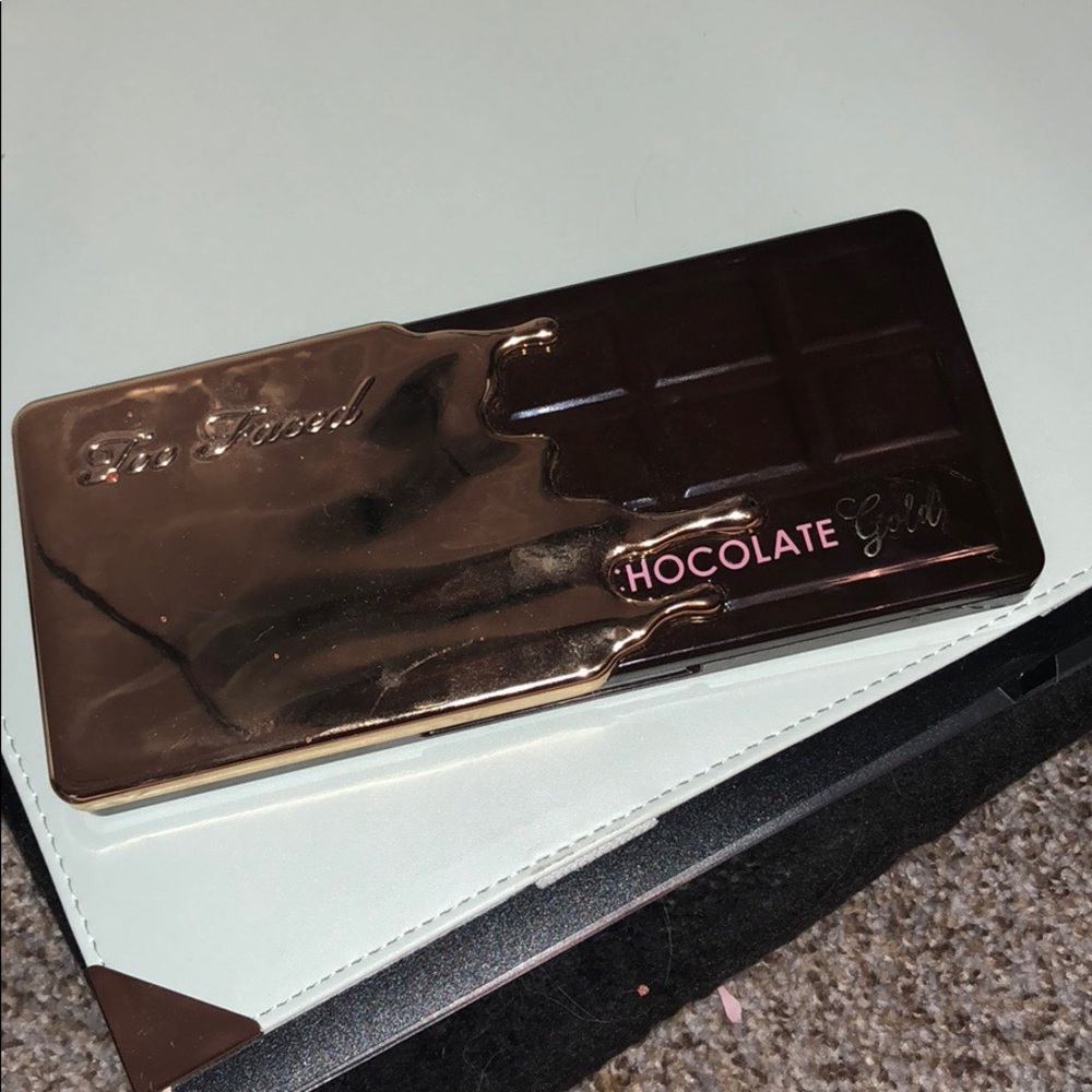 Too faced chocolate gold palette
